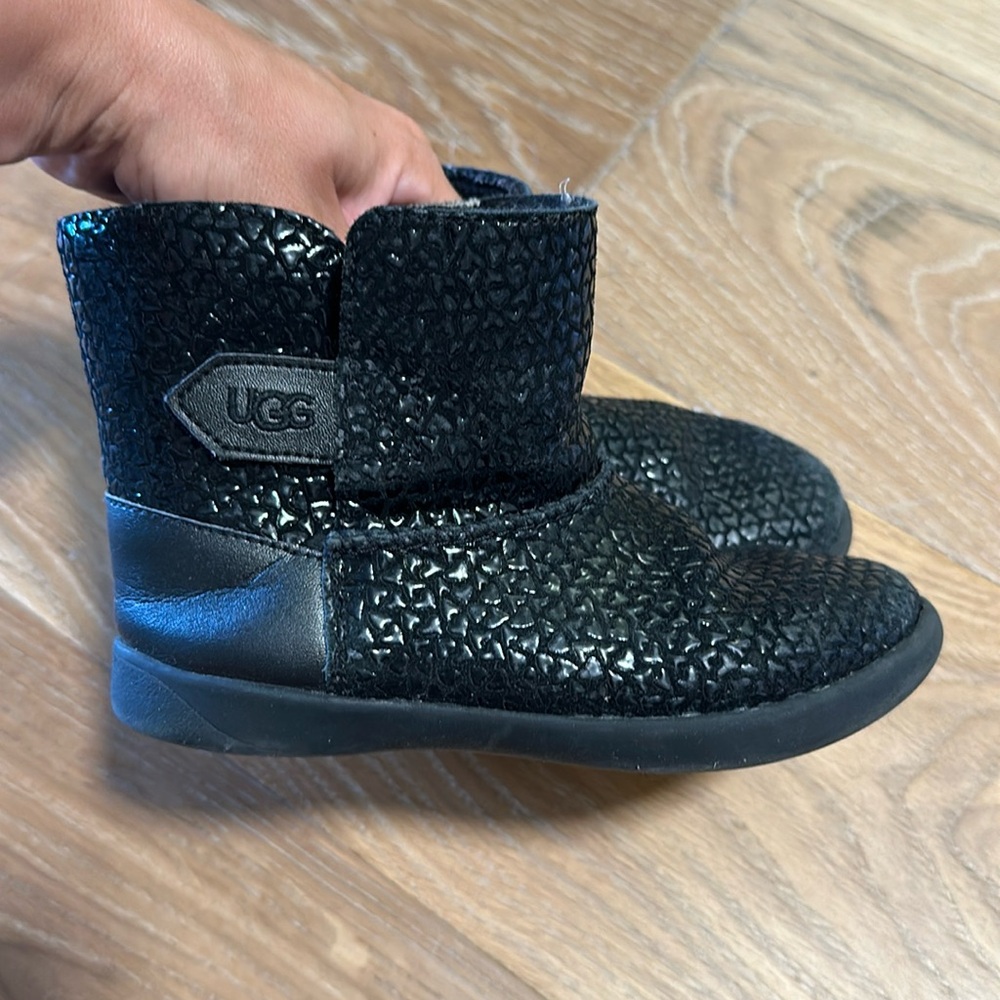 Ugg girl winter boots, black 12 size.